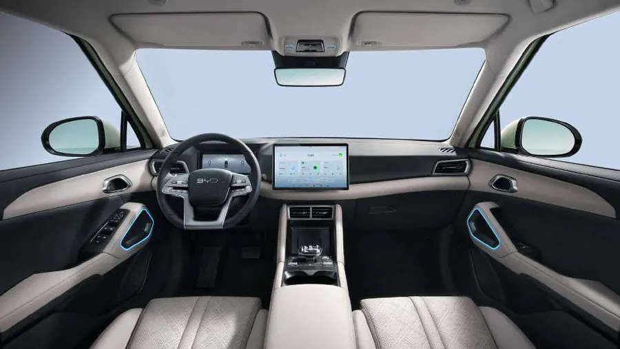 Interior Cream & Brown do BYD Yuan Pro